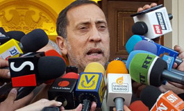 Jose Guerra advierte a los proveedores que serán nulos los contratos que suscriban con Marco Torres
