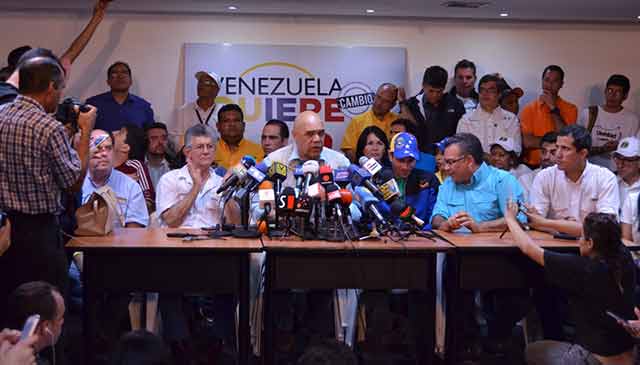La MUD puso sus condiciones, le toca ahora a Maduro decidir si quiere resolver la crisis