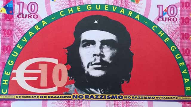 El pueblo italiano que utiliza billetes con el rostro de los comunistas Che, Chávez y Marx