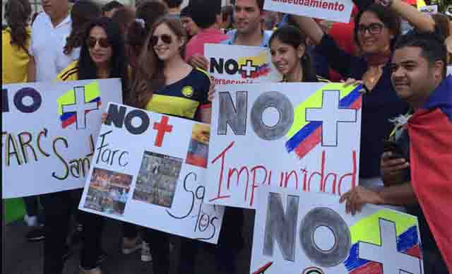 Crece en Colombia el rechazo al acuerdo de Santos y «su paz» con las FARC