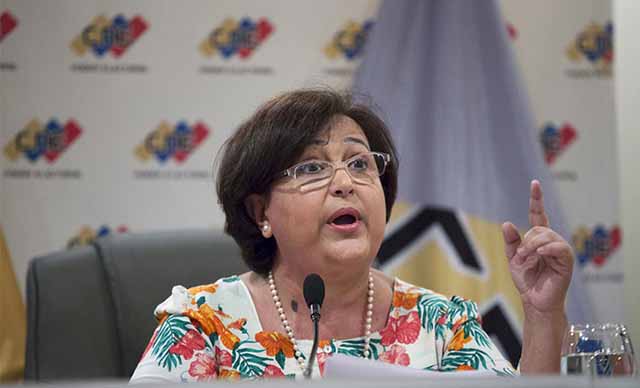 Las «señoras» del CNE anuncian que no habrá elecciones regionales en el 2016