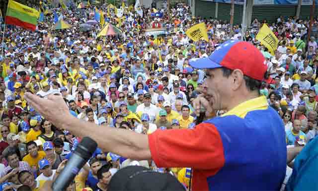Capriles: Unidos somos mas fuertes que las «cuatros señoras del CNE»
