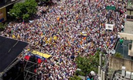 La oposición venezolana aumenta la presión contra Maduro en la calle