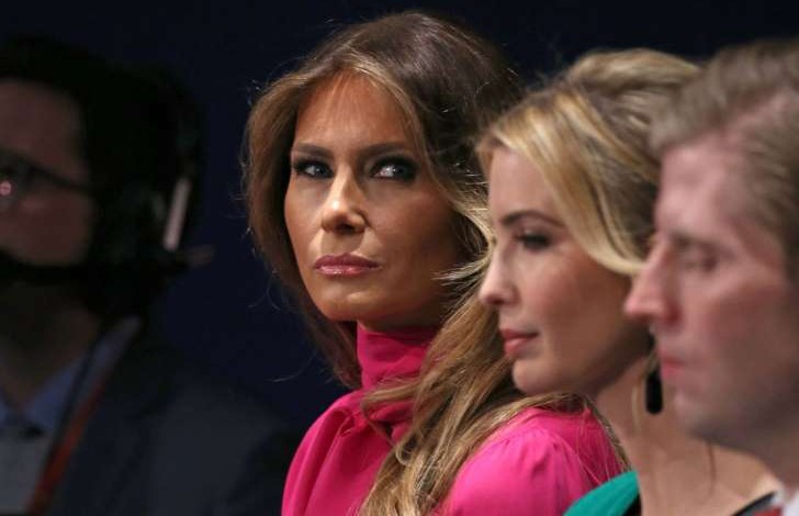 Melania Trump da la cara ante los escándalos de su esposo