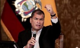 Correa amenazó con el uso de la "muerte cruzada" si Lasso gana las elecciones en Ecuador.