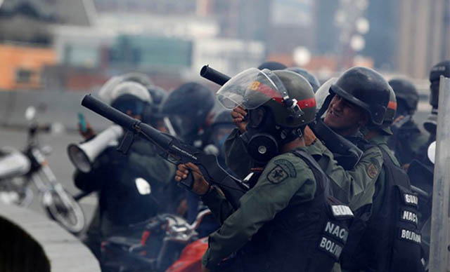 Dos nuevas muertes elevan a 28 los fallecidos en protestas en Venezuela