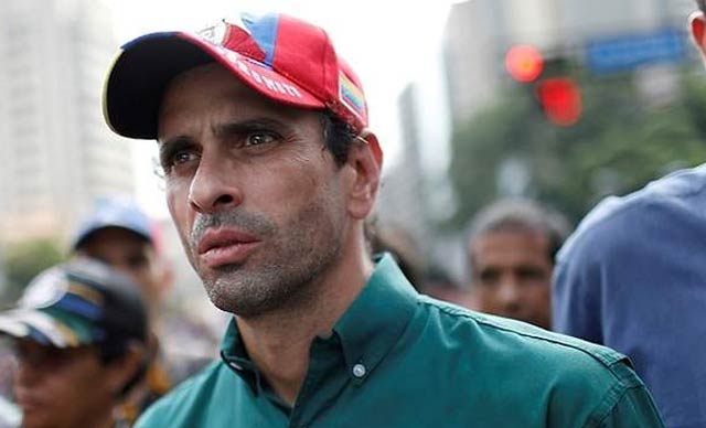 Anulan pasaporte a Capriles en Maiquetía cuando se dirigía a reunión en la ONU