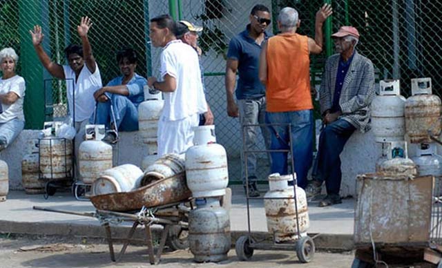 Después de varios años de espera al fín Cubanos tienen acceso la bombona de gas