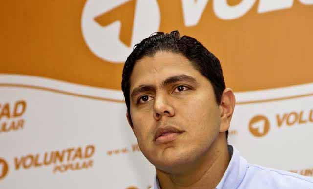 Lester Toledo: “Maduro dio la orden a sus matones contra el Parlamento”