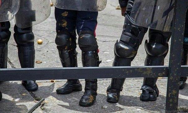La bomba #Puputov: La nueva forma de protesta y a la vez de defensa contra la represión ordenada por Maduro