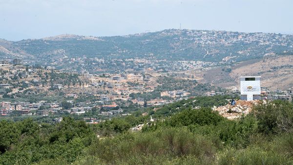 Hezbollah opera en la frontera con Israel fingiendo ser un grupo ambientalista