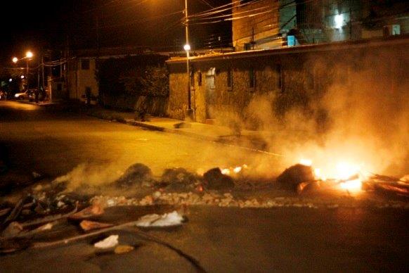 Resumen del caos en Maracay 26JUN: Protestas, represión, saqueos y vandalismo (VIDEOS,FOTOS)
