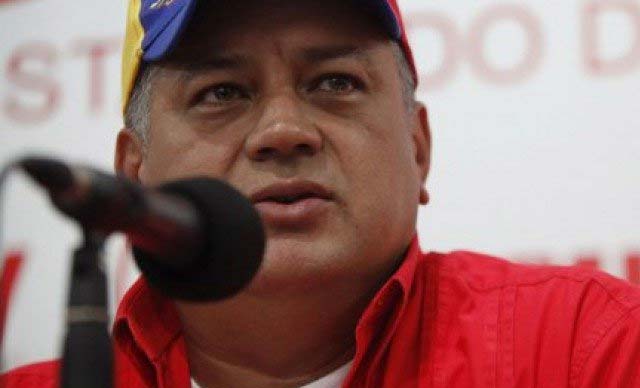 Capriles: Obligan a empleados públicos a asistir a acto de Cabello