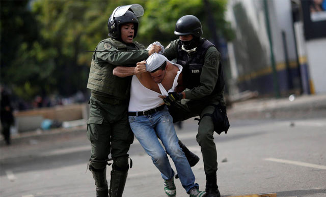 La dictadura deja cinco muertos durante la huelga de la oposición en Venezuela